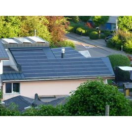 Foto Solarzellen auf Dach